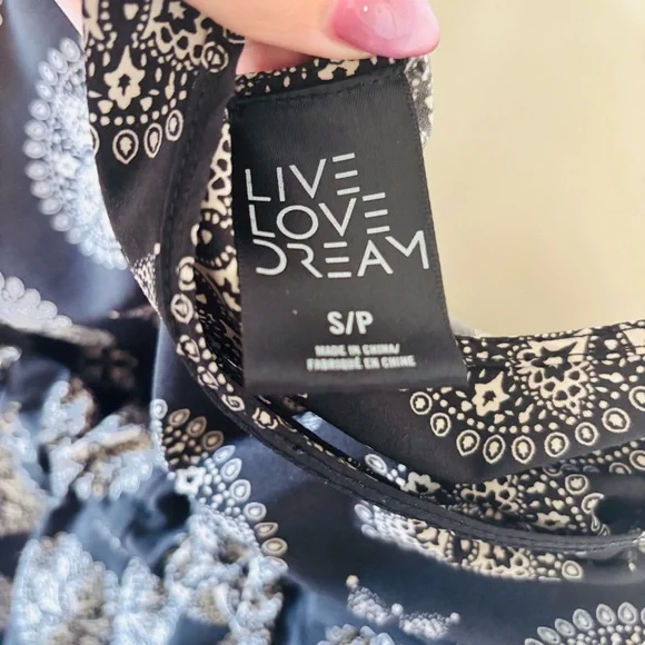 Aeropostale Black and Gray Jumpsuit with Tapered‎ Leg - Picture 8 of 12